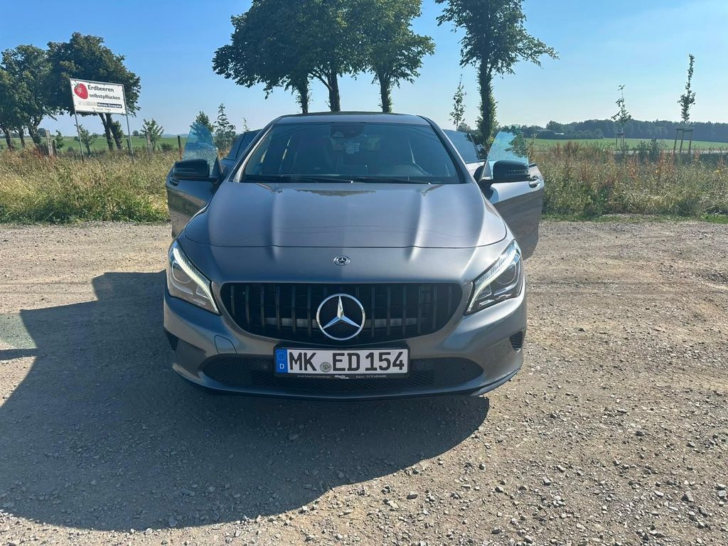 Image of Mercedes-Benz CLA 220