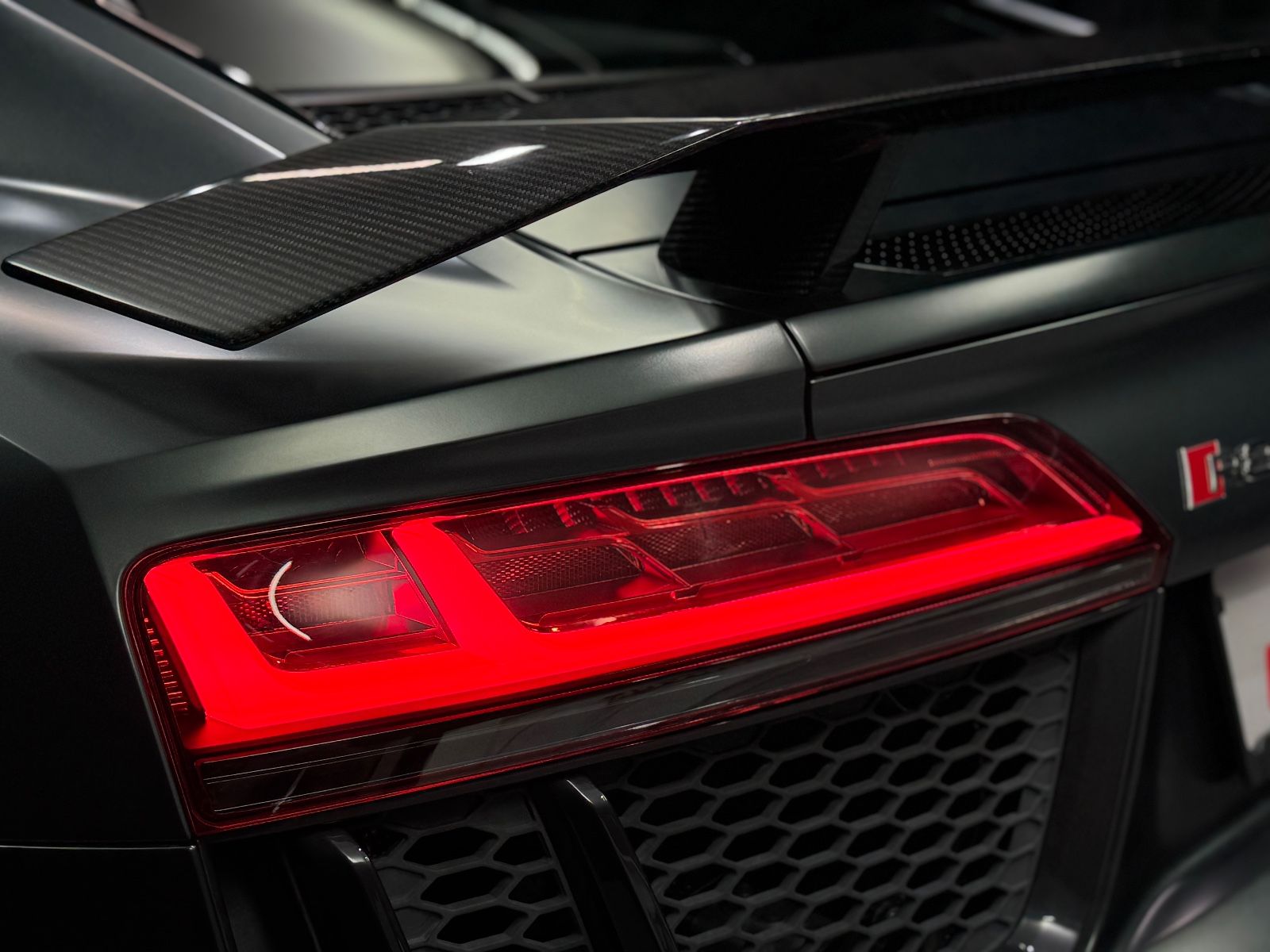 Fahrzeugabbildung Audi R8 Coupe 5.2 FSI V10 plus|CARBON|VOLL