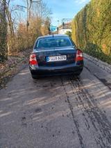 Volkswagen VW Passat limusine - gebrauchte VW Passat aus dem Jahr 2004