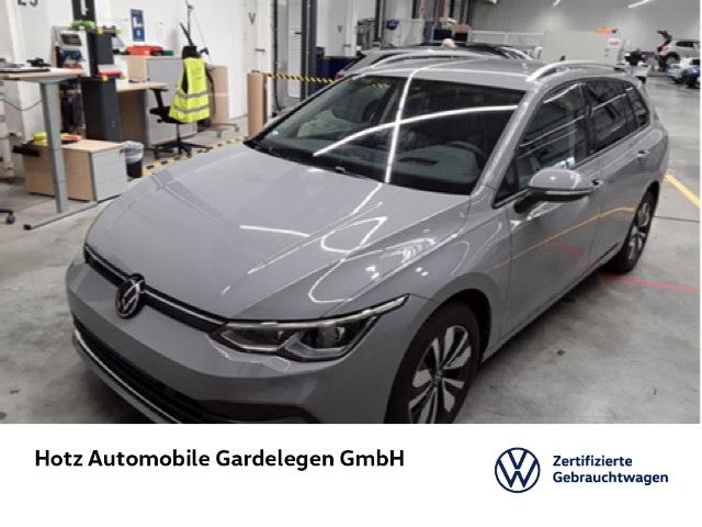 Volkswagen Golf VIII Variant 1.0 TSI Move foto 1