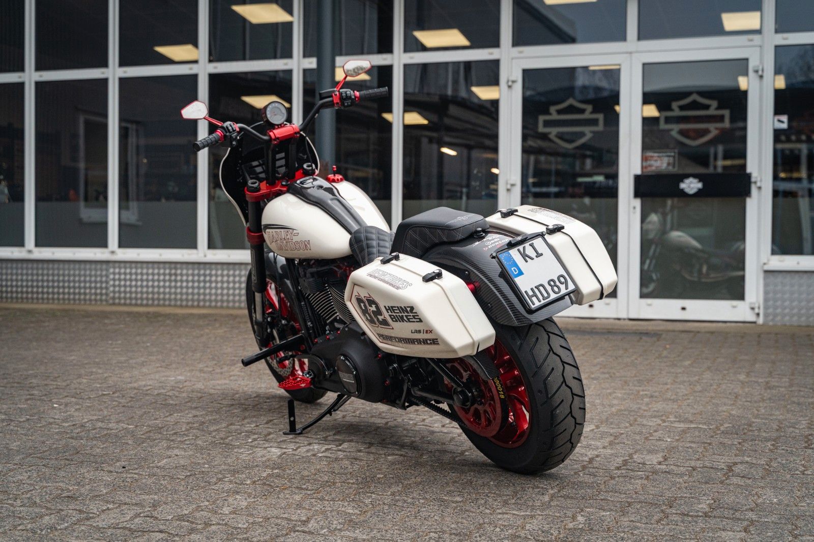 Fahrzeugabbildung Harley-Davidson FXLRS Low RiderS Extreme- Clubstyle Bike 1of1