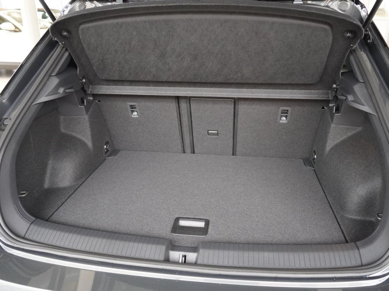 Volkswagen T-Roc 2.0 TDI Style Black Style IQ AHK KAMERA foto 13