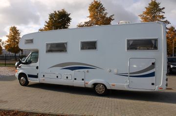 Dethleffs Globetrotter A8000 XXL