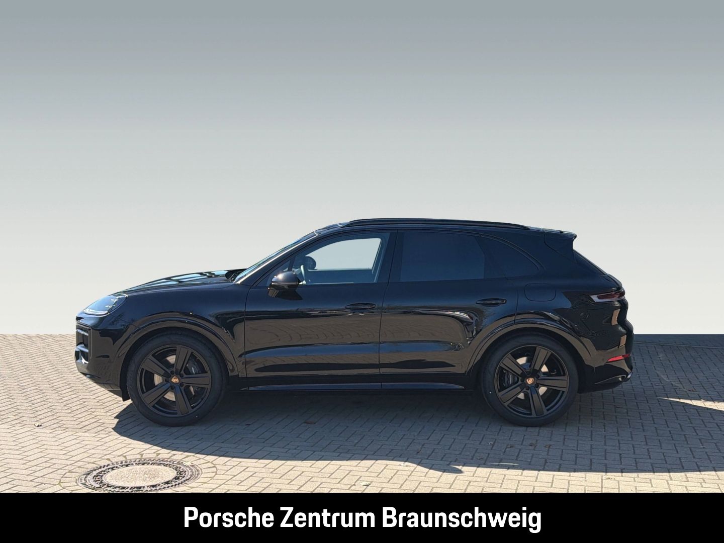 Porsche Cayenne E-Hybrid Black Edition InnoDrive BOSE imagem 2