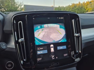 Volvo XC40 - 9