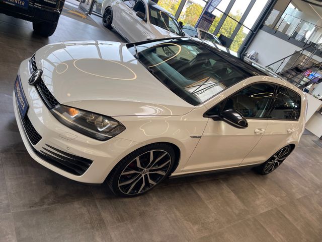 MYAUTOCENTER – Gebraucht- und Jahreswagen mit Werkstattservice in Pfaffenhofen Volkswagen Golf VII Lim. GTD BMT *Kamera*Klima*PDC*