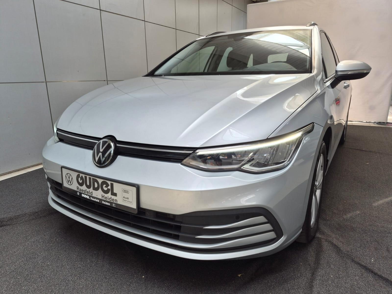 Volkswagen Golf VIII Var. Life 2.0 TDI DSG AHK ACC 1,99%*, миниатюра 4