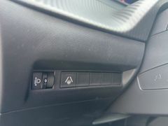 Foto Nummer 14: PEUGEOT 2008
