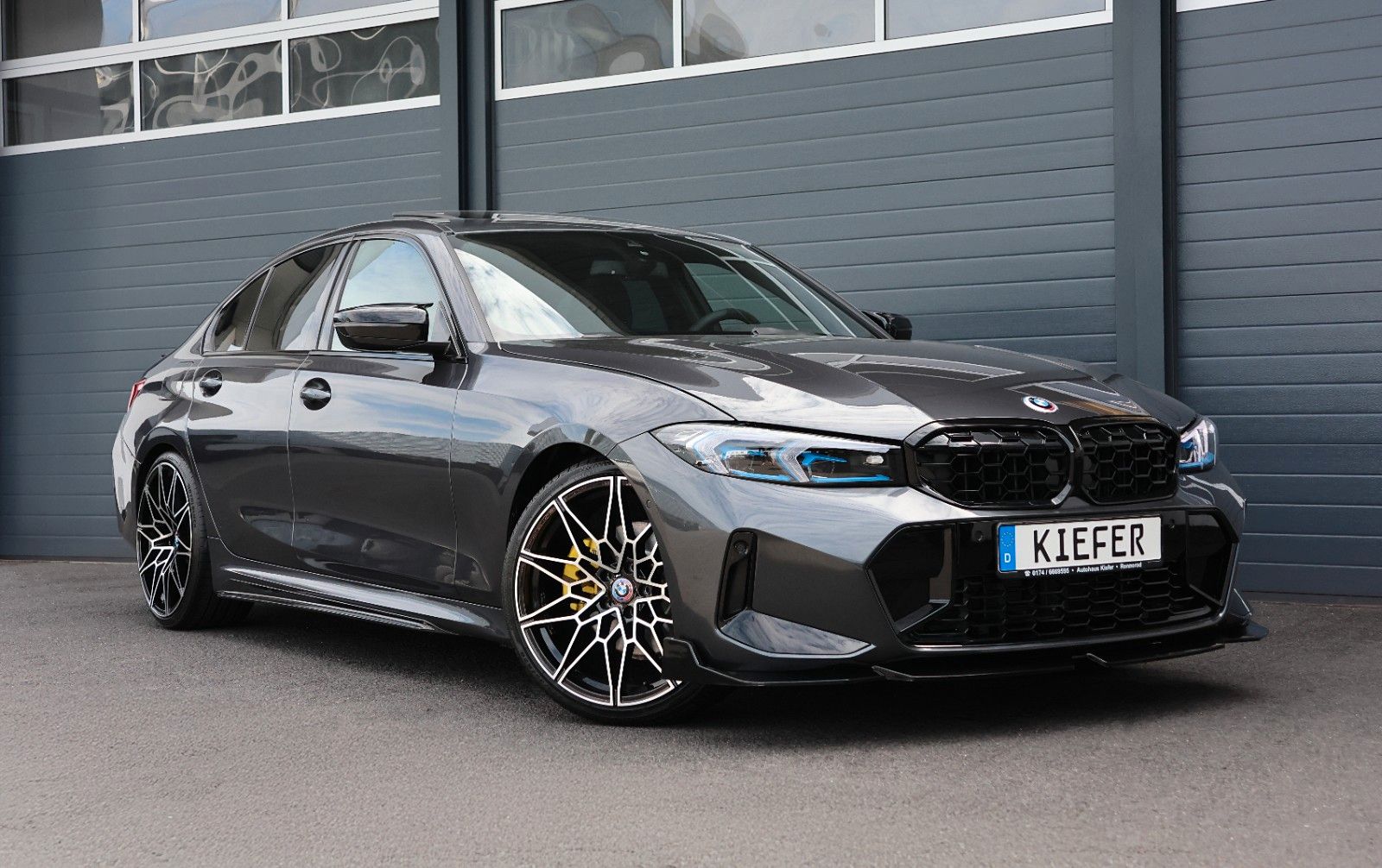 BMW 330i M/CarPlay/Cockpit/TOTW/SPUR/KAMERA/R20