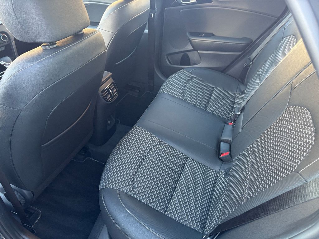 Fahrzeugabbildung Kia XCeed 1.6 T-GDI Vision DCT Komfort+