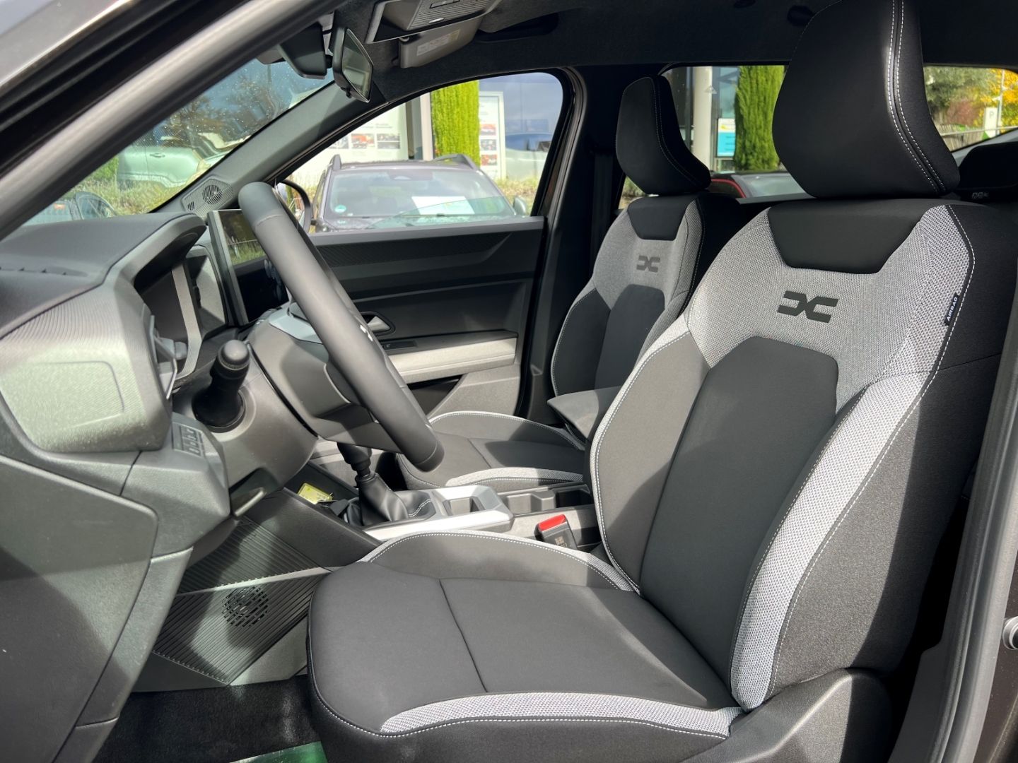 Fahrzeugabbildung Dacia Bigster LPG ECO-G 140 Journey Navi Digitales Coc