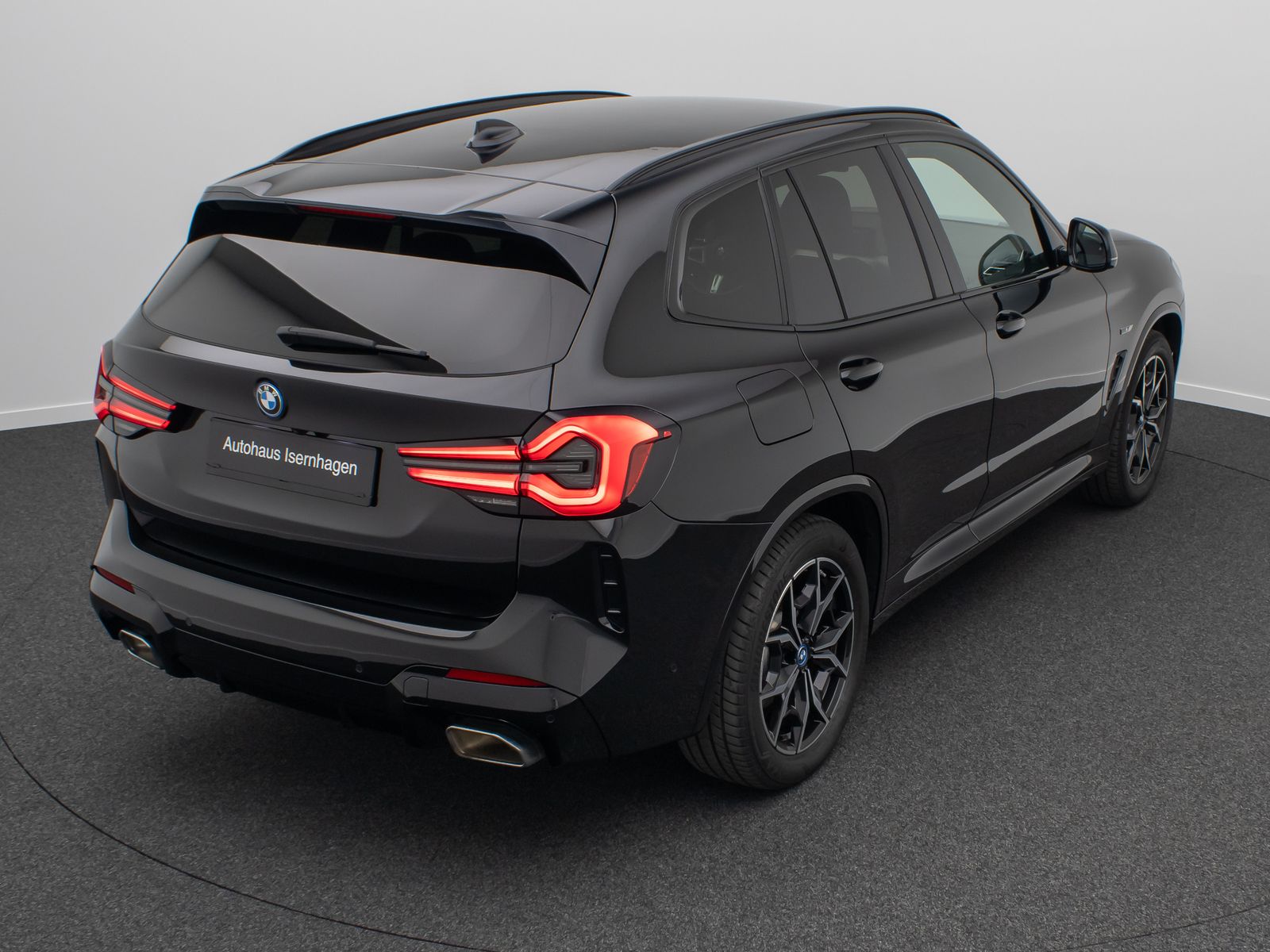 Fahrzeugabbildung BMW X3 xD30e M Sport DAB Kamera HiFi LED DriveAs 19"