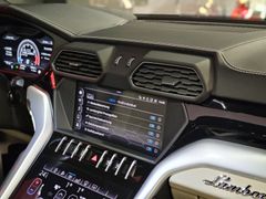 Fahrzeugabbildung Lamborghini Urus (BANG&OLUF/3D-CAM/PANO/MASSAGE/2xTV/STYLE