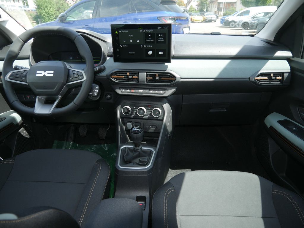 Fahrzeugabbildung Dacia Sandero Stepway Extreme TCe 110 NAVI LED 360°