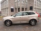 Volvo XC 60 Summum AWD / Automatik / Navi / Bi-Color - Volvo: Allradantrieb