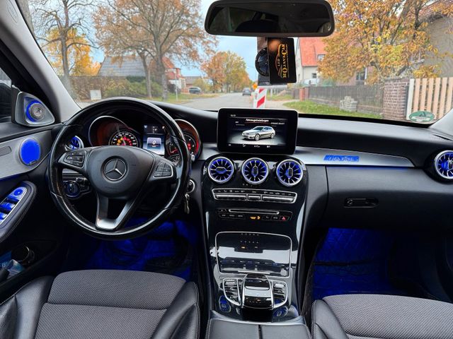 MERCEDES-BENZ C 220