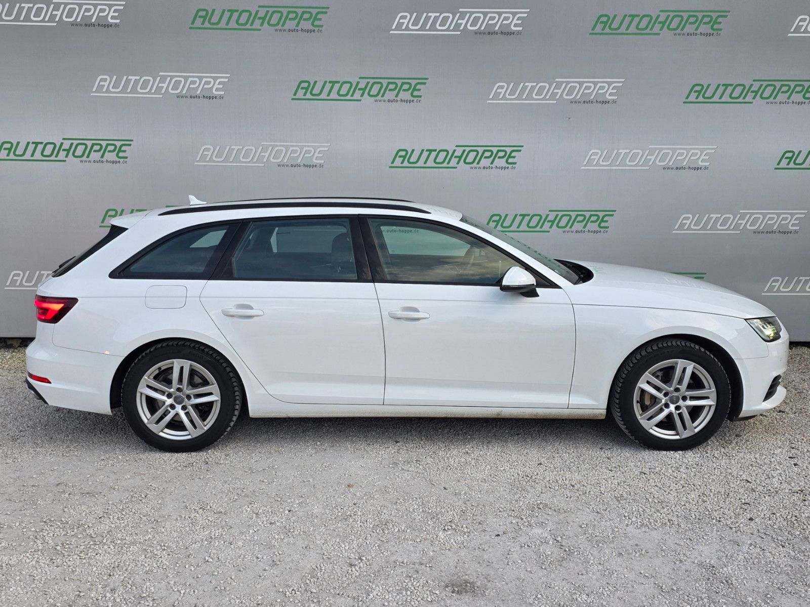 Audi A4 Avant 40 TDI quattro Virtual, STHZ, R-Kam,AHK foto 7