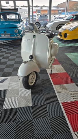 Vespa VL1T 150 Erste Serie