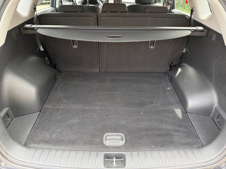Fahrzeugabbildung Hyundai TUCSON FL 1.6T TREND GARANTIE NAV+KRELL+SHZ+KAME