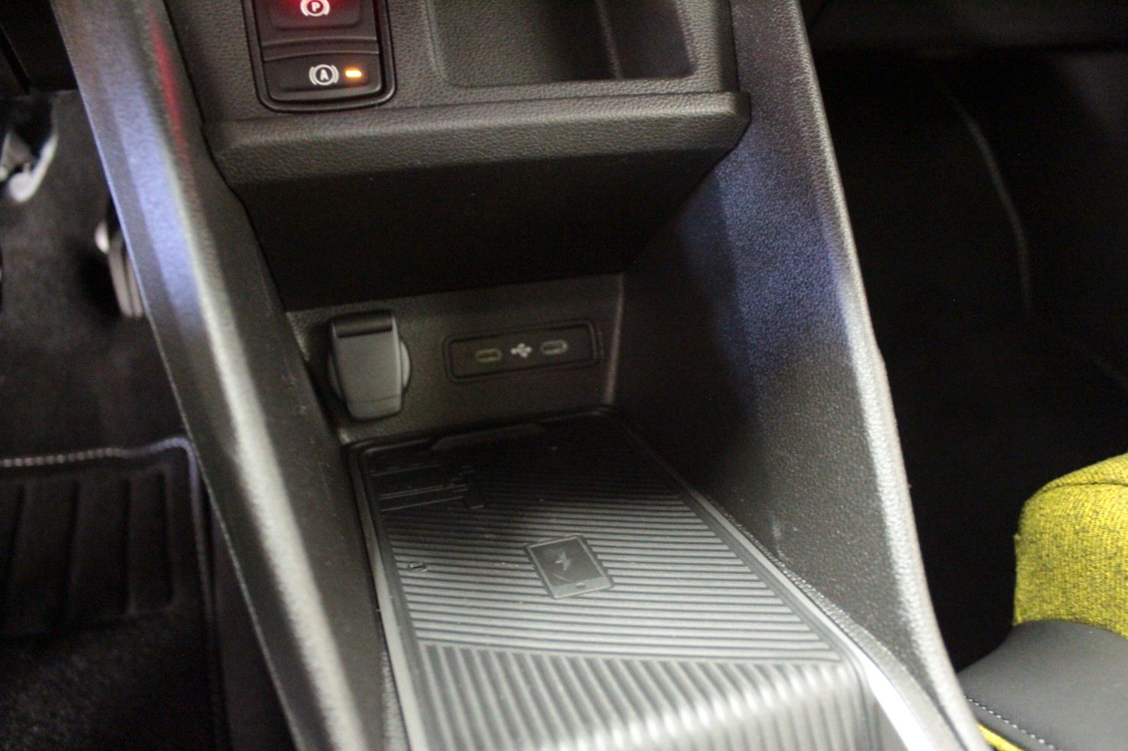 Fahrzeugabbildung Renault R 5 Iconic Five 150 Comfort Range