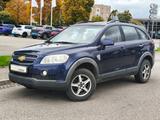 Chevrolet CAPTIVA 2.4 LS 2WD | AHK | AUTOGAS - blaue Chevrolet Captiva