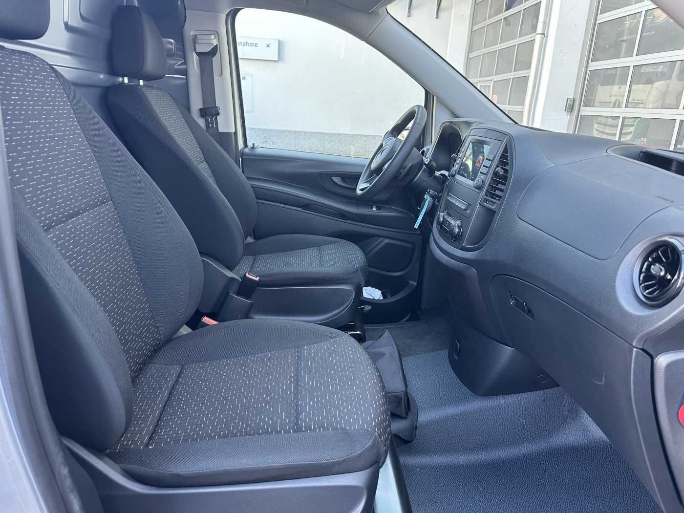 Fahrzeugabbildung Mercedes-Benz eVito 112 Audio 30 Sitzheizung Kamera Tempomat
