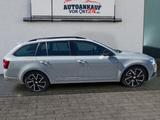 Skoda Octavia Combi RS 4x4*LED*Navi*Winter* Klima - Skoda Octavia: 4.4