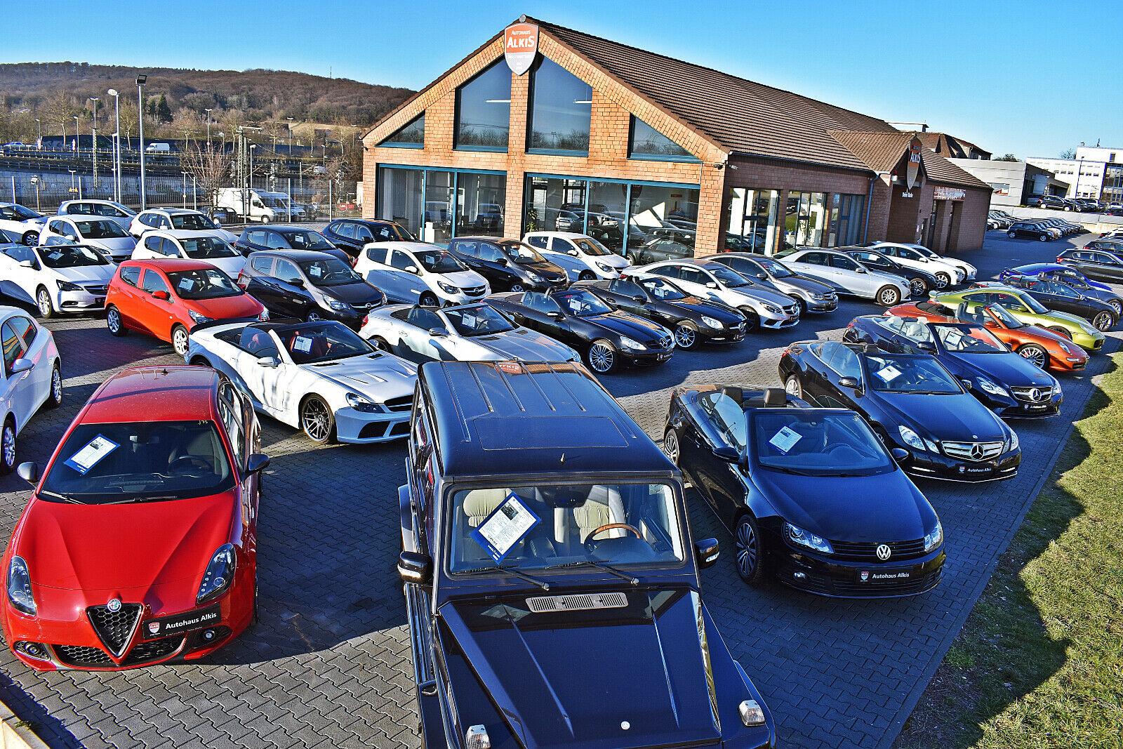 showroom-image-main