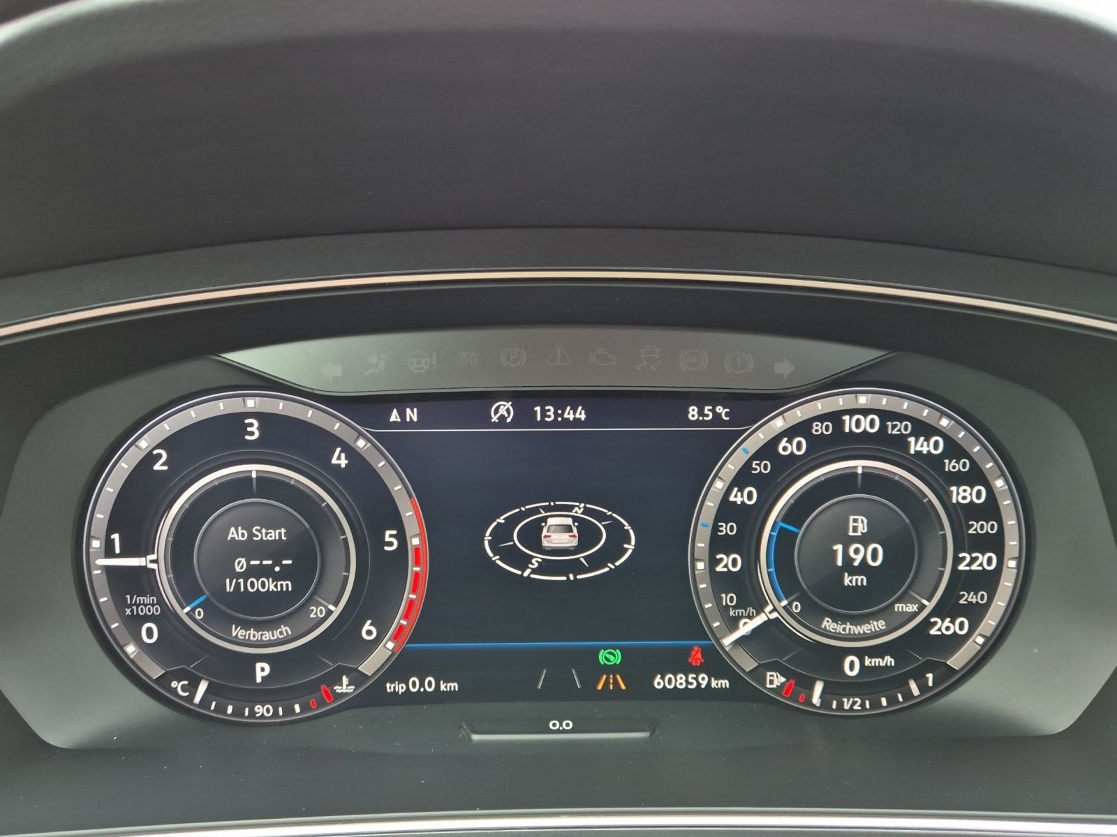 Fahrzeugabbildung Volkswagen Tiguan TDI Highline DSG 4M R-Line Standhzg. LED