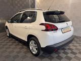 Peugeot 2008*STYLE*PANO-R.KAM-TEMPO-LED-SHZ-TOUCH-PDC - Peugeot in Nürnberg