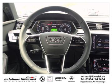 2023 AUDI Q8 — миниатюра 16