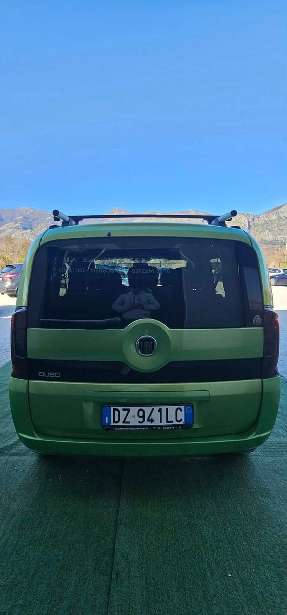 Fiat Qubo 2009 — rear view