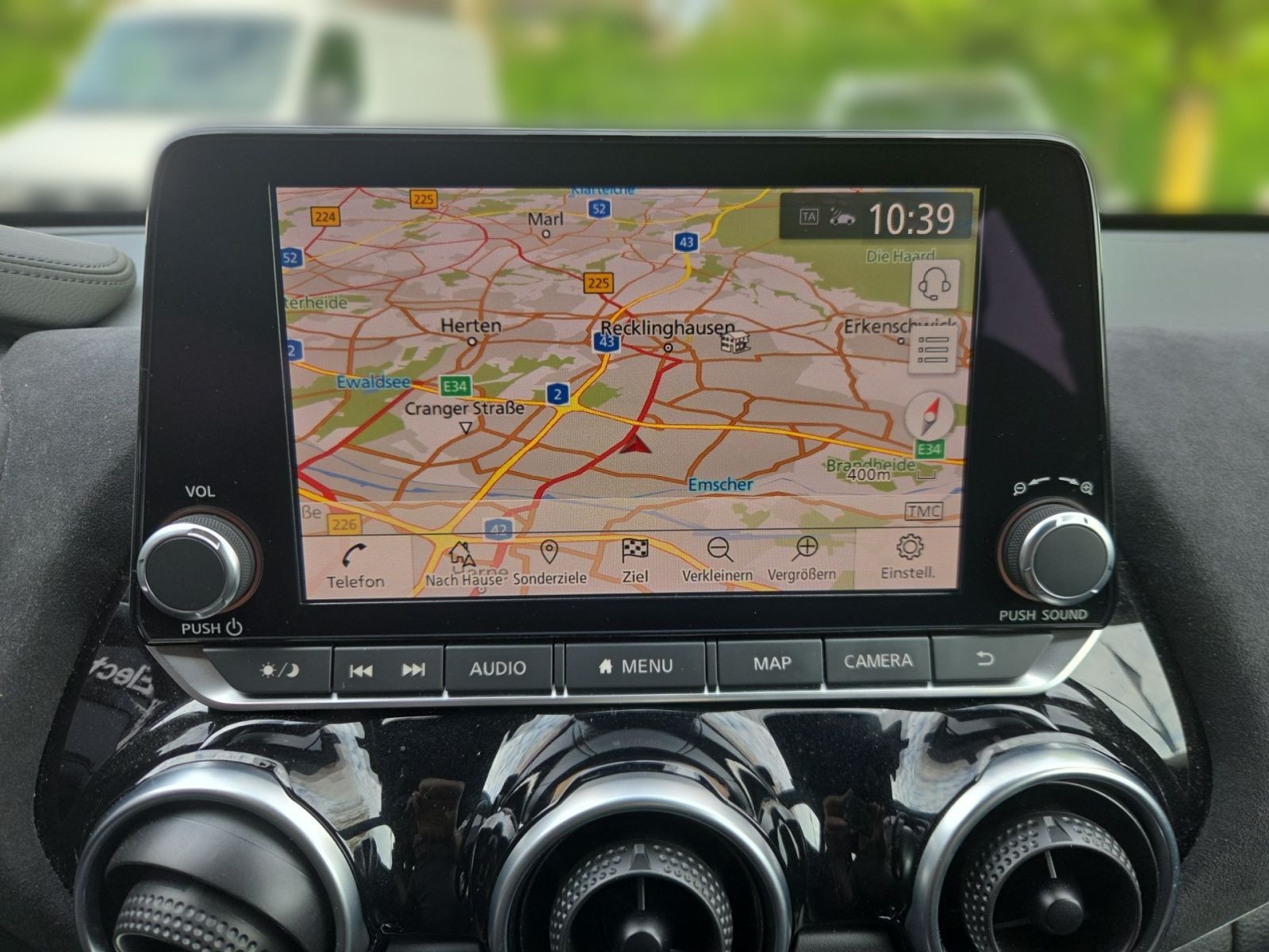 Fahrzeugabbildung Nissan Juke 1.0 DIG-T N-Design 114 PS Autom. *BOSE*TEIL