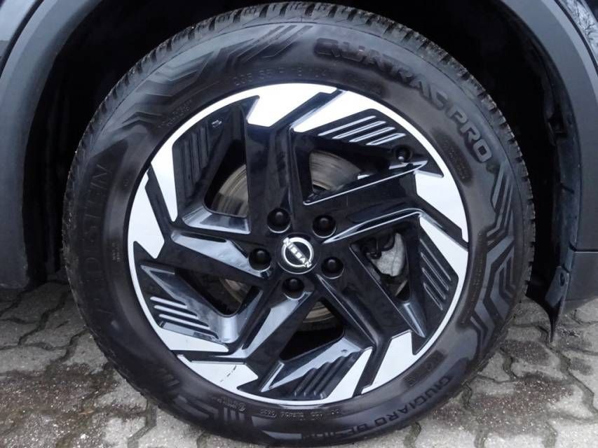 Fahrzeugabbildung Nissan Qashqai 1.3 DIG-T  MHEV  N-Connecta