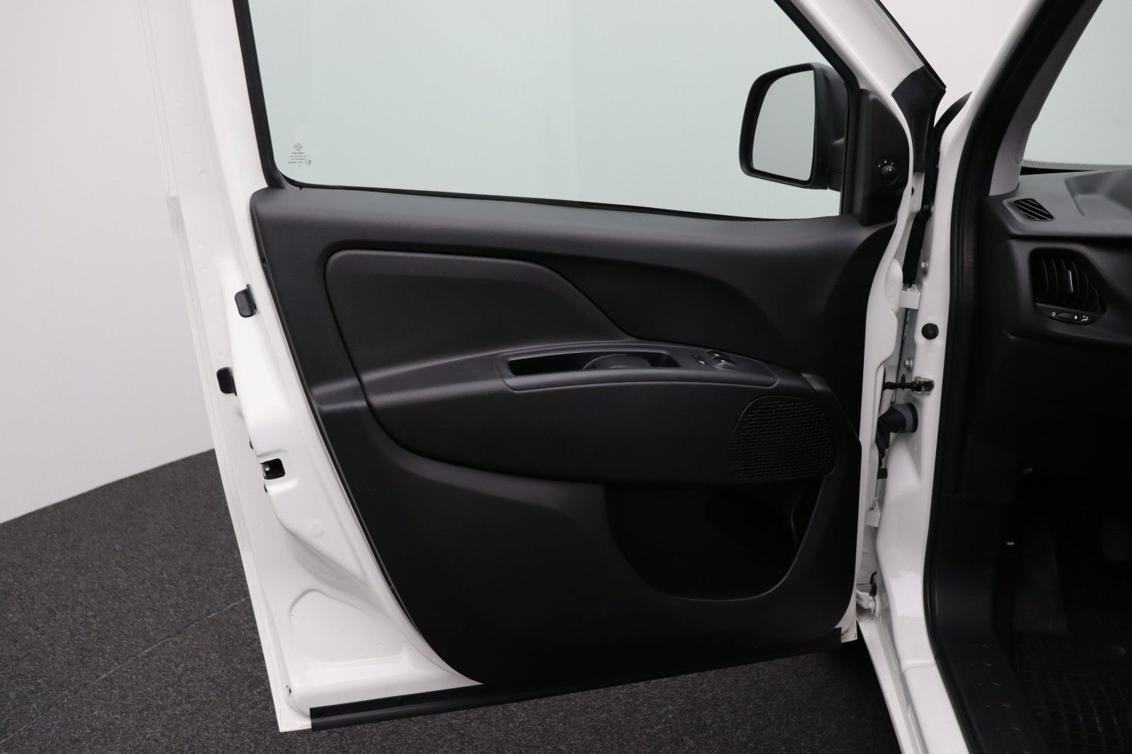 Fahrzeugabbildung Fiat Doblò SX Maxi Kasten