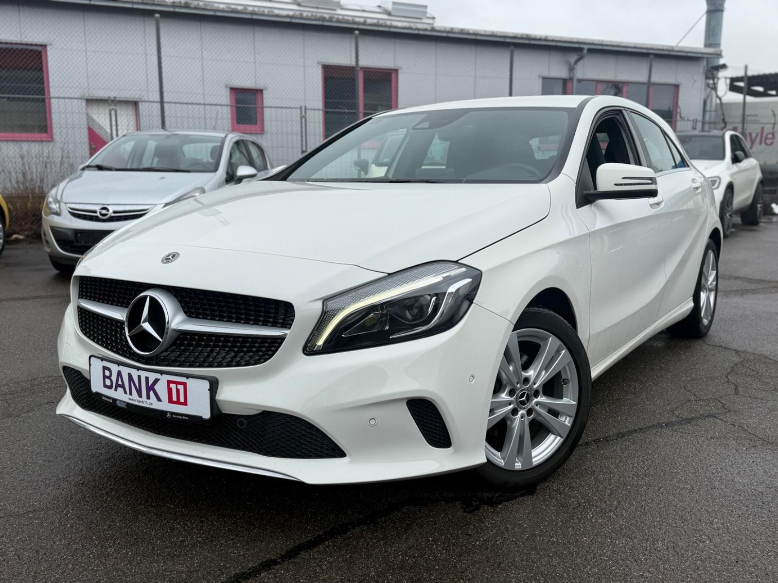 Mercedes-Benz A 180 #Navi #SHZ #MFL #PDC #Euro6 #S-Heft
