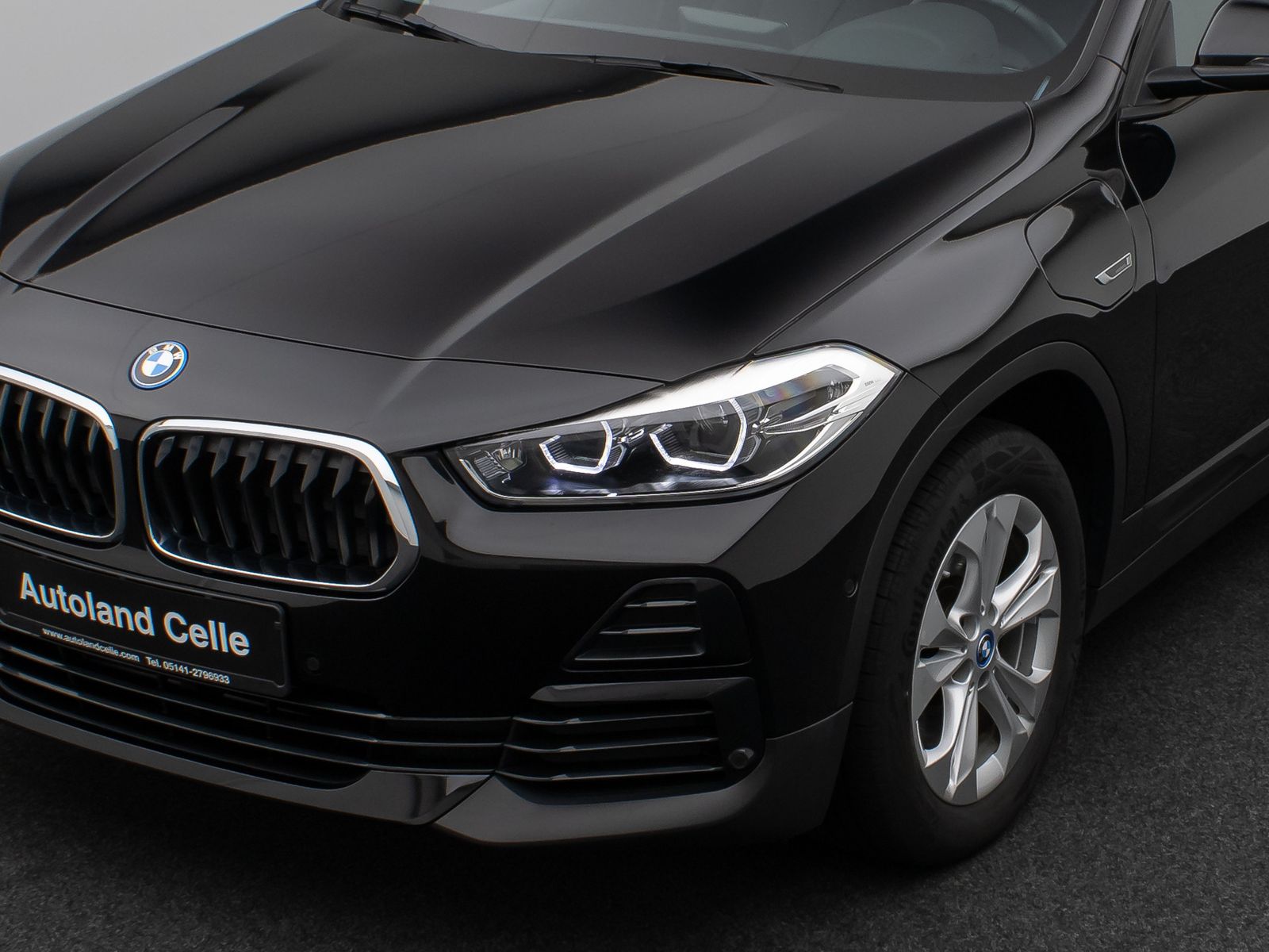 Fahrzeugabbildung BMW X2 xD25e Kamera DAB Lordos LED Geschwindigkeitsr