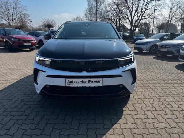 Opel GRANDLAND X GSE PHEV AT-8 AWD