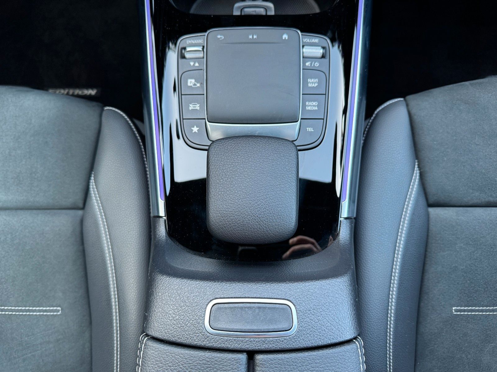 Fahrzeugabbildung Mercedes-Benz B 200 d Edition AMG Night+AHK+Burm+Ambiente