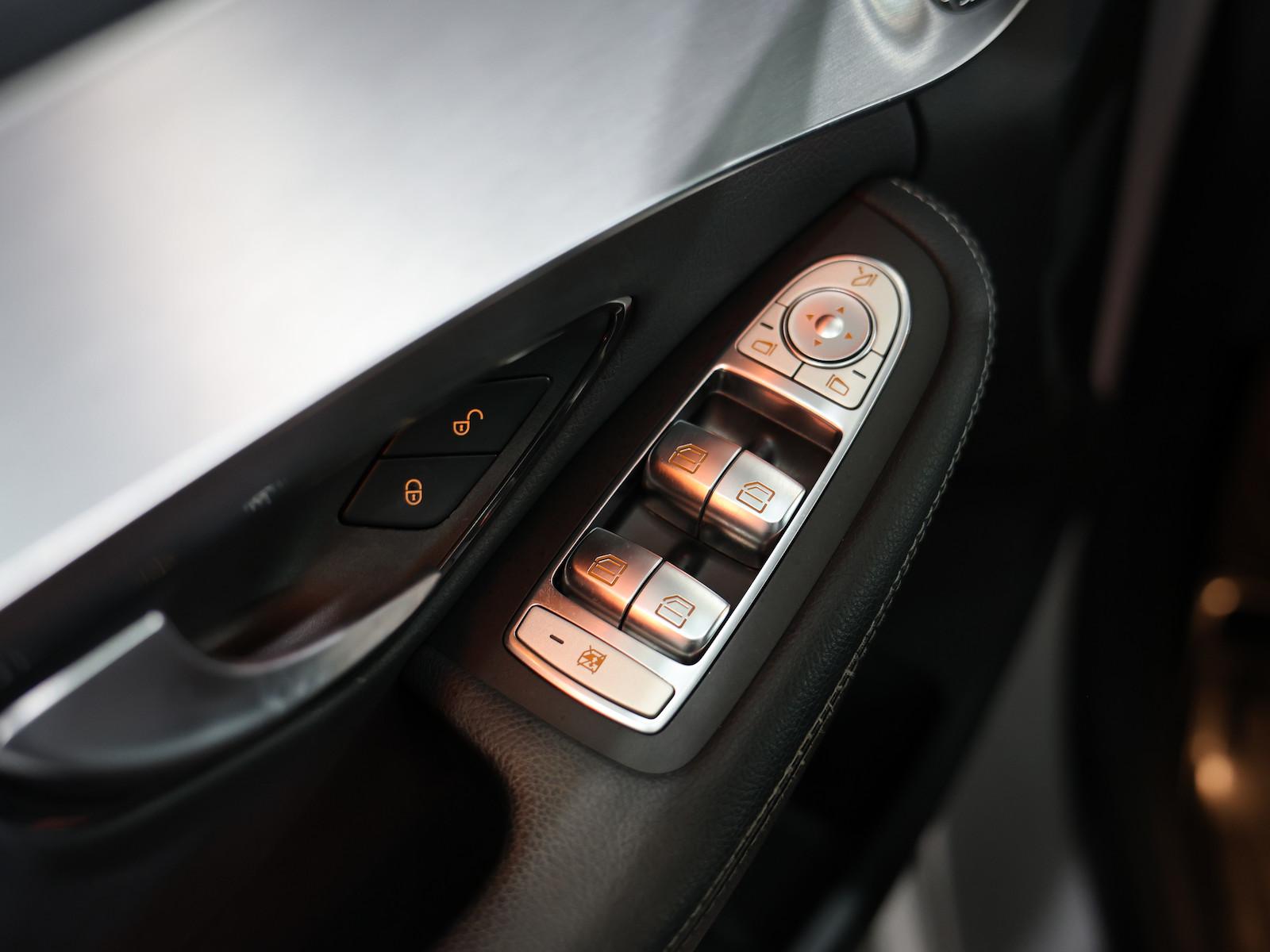 Mercedes-Benz C-Class T ADVANCED AVANTGARDE / LEDER / LED / PARK, миниатюра 17