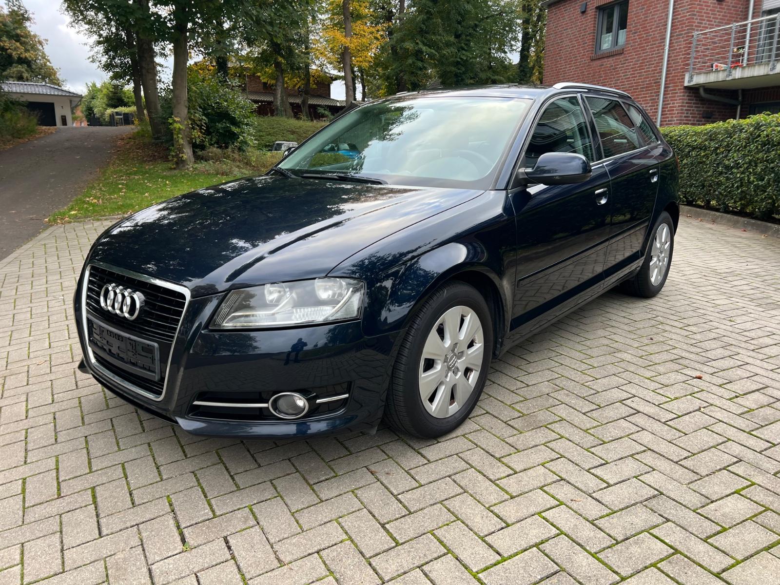 Audi A3 Sportback 1.2 TFSI Attraction Anhängerkup.