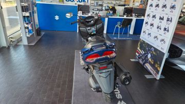Suzuki AN 400