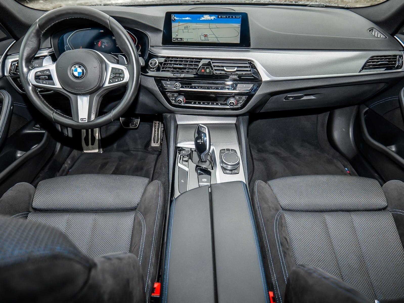 BMW 530d xDrive M Sport HUD PANO RFK NAVI LED LM