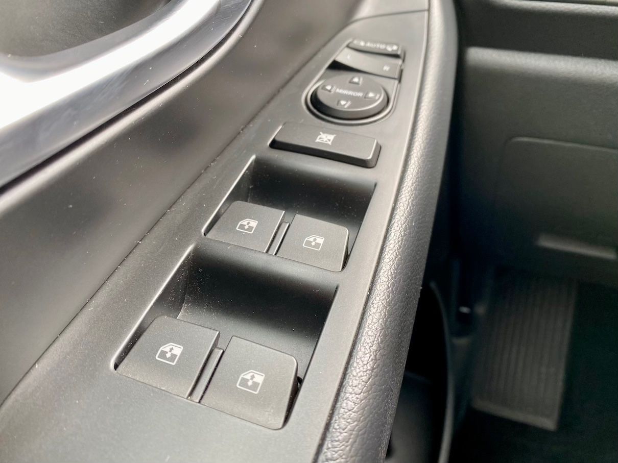 Fahrzeugabbildung Hyundai i30 1.0 DCT AAC SHZ ALLWETTER ALU