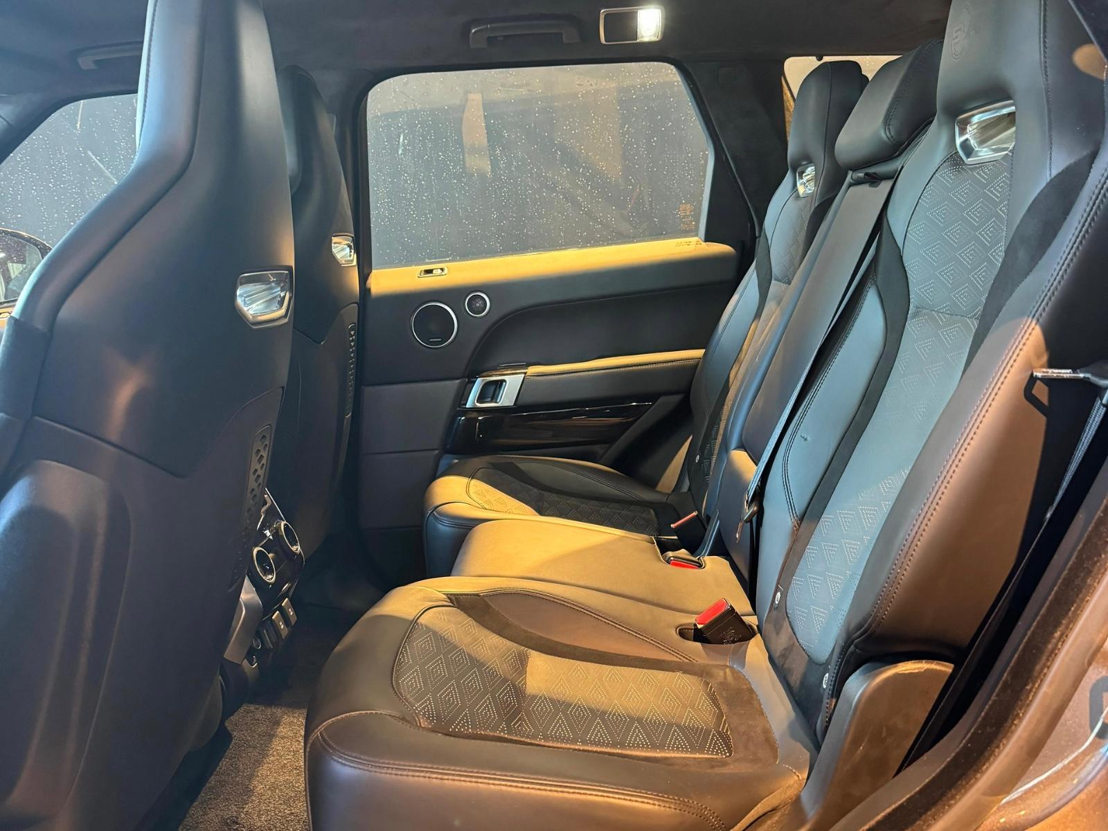 Land Rover Range Rover Sport 5.0 V8 Kompressor SVR