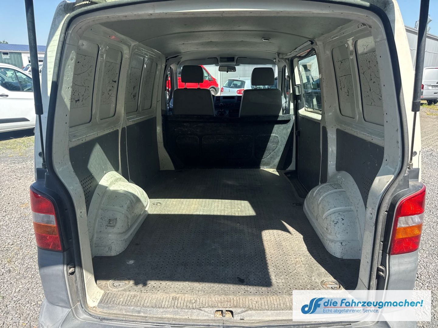 Fahrzeugabbildung Volkswagen Transporter T5 Kasten *EXPORT