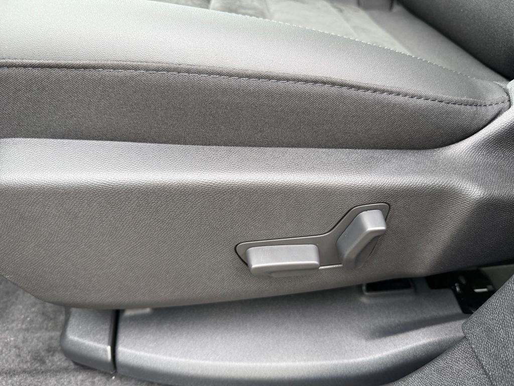 Fahrzeugabbildung Citroën C5 Aircross Hybrid 145 ë-DSC6 MAX