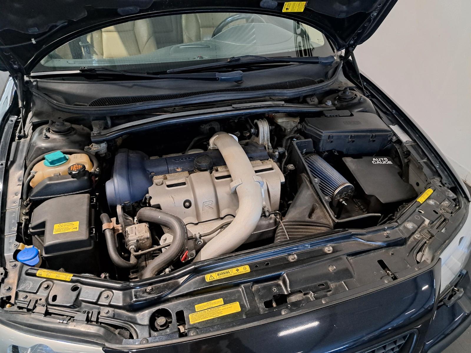 VOLVO S60 - R - 299 CV - BVA - TOIT OUVRANT
