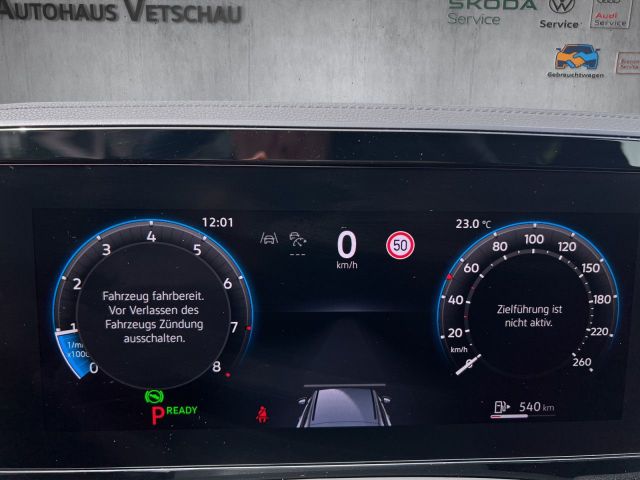Passat Variant 1.5 eTSI Bluetooth Navi LED Klima
