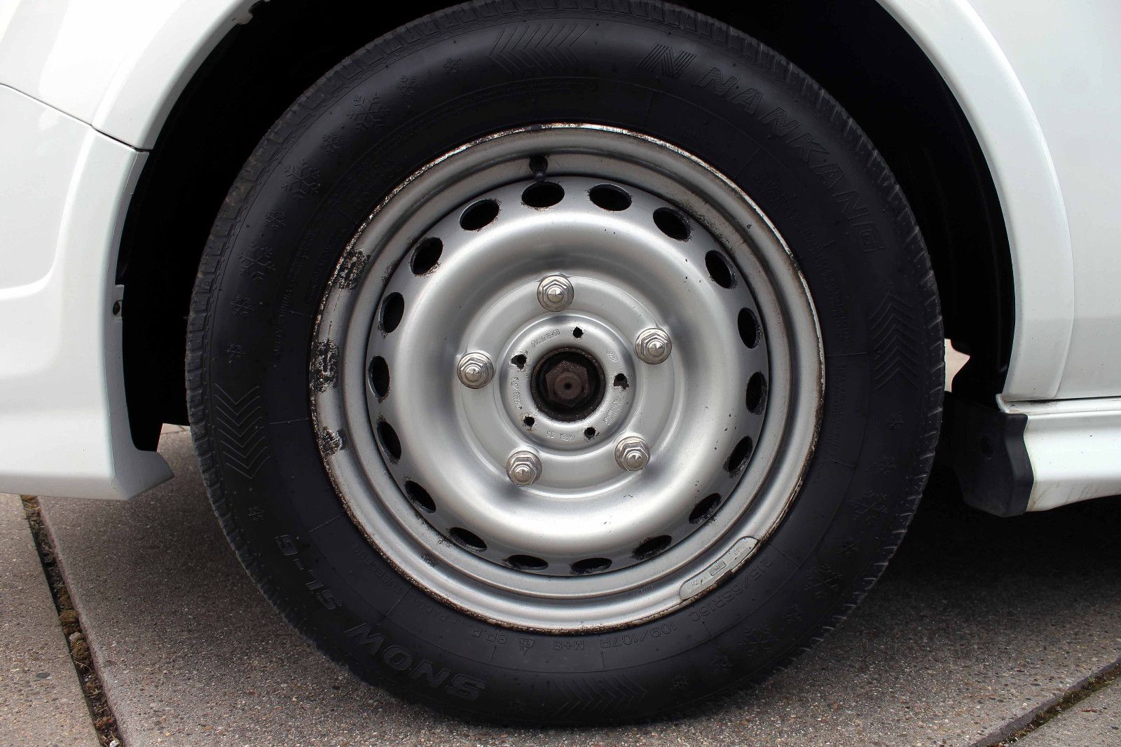 Fahrzeugabbildung Ford Transit Custom Kasten 290 L1 Sport KAM NAV KLIMA